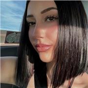 Soy una persona agradable, sociable y con un gran amor por enseñar.